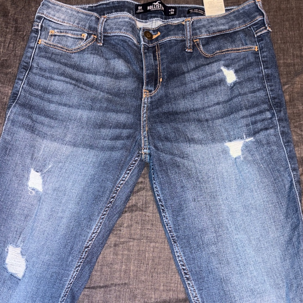 Hollister Women's Light Blue Ripped Skinny Jeans